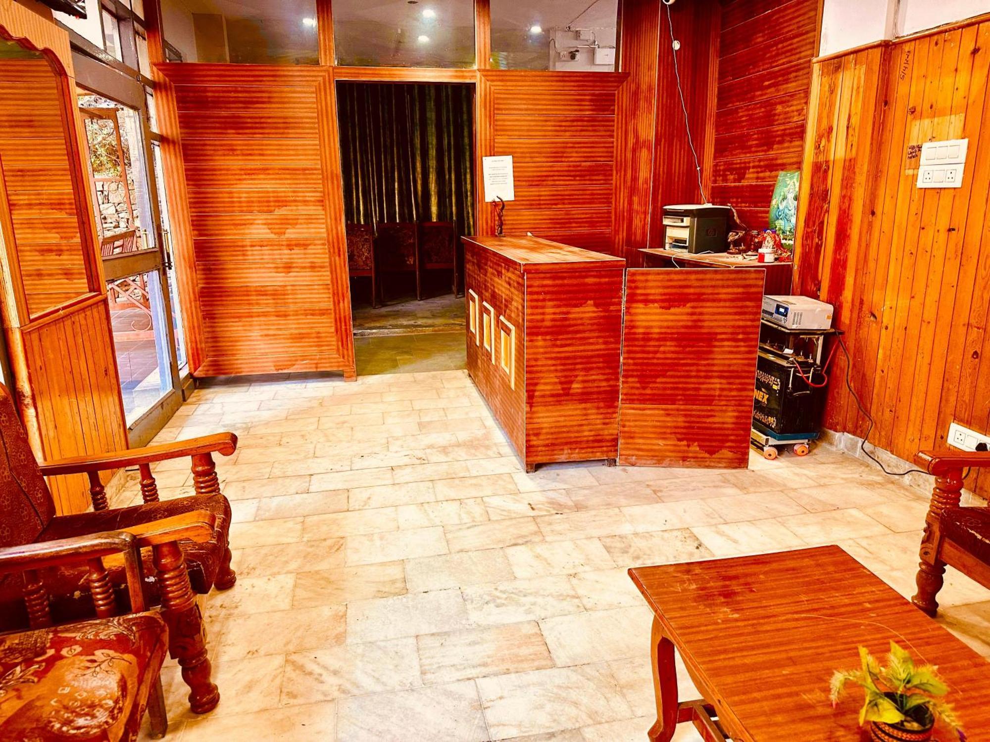 Hotel D Kanchan Manali Exteriér fotografie
